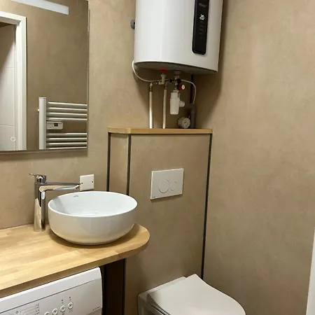 Apartman Cosy Avec Jardin Et Parking *